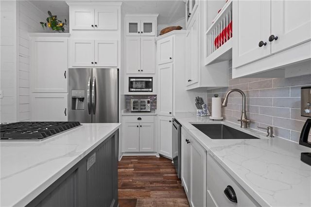 8100 Oak Hill Drive, Semmes, AL 36575