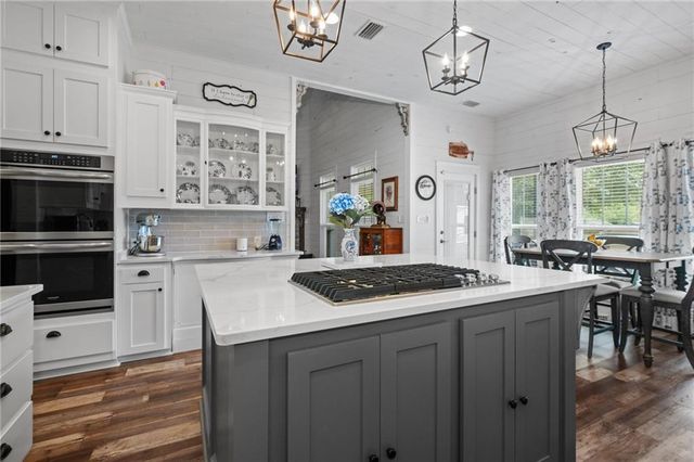 8100 Oak Hill Drive, Semmes, AL 36575