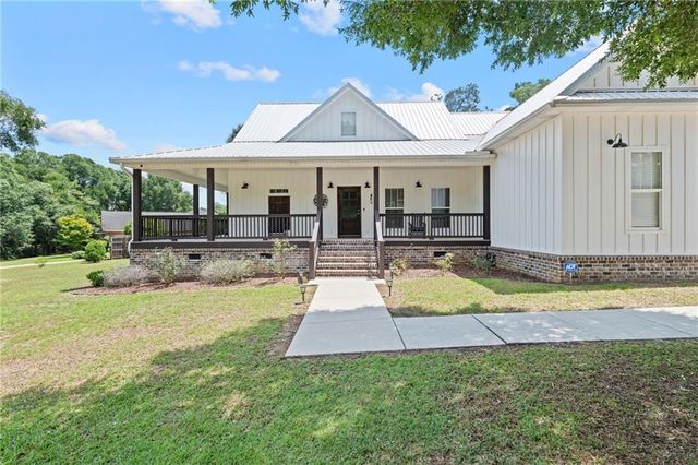 8100 Oak Hill Drive, Semmes, AL 36575