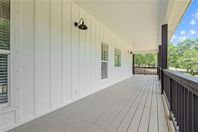 8100 Oak Hill Drive, Semmes, AL 36575