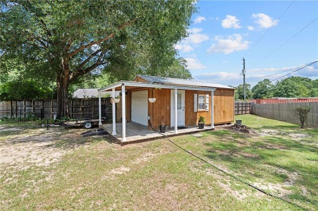 8100 Oak Hill Drive, Semmes, AL 36575