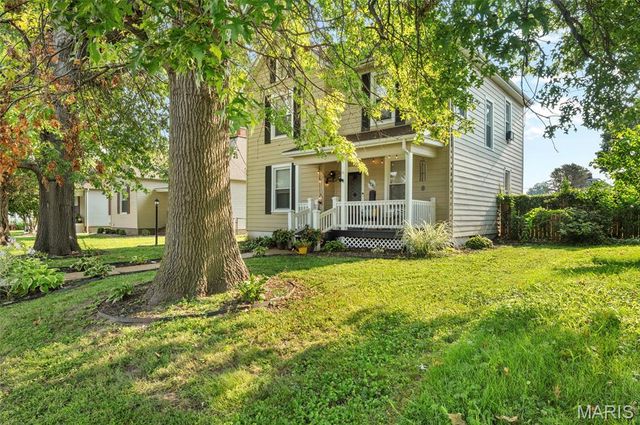 408 Sycamore Street, Collinsville, IL 62234