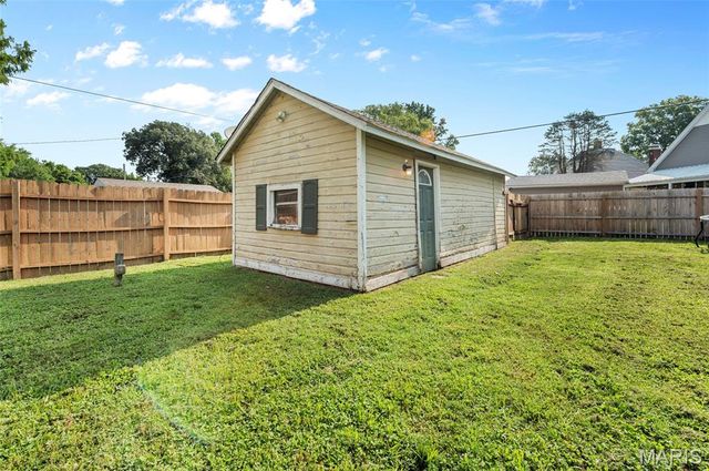 408 Sycamore Street, Collinsville, IL 62234