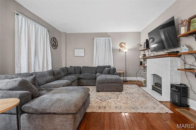 408 Sycamore Street, Collinsville, IL 62234