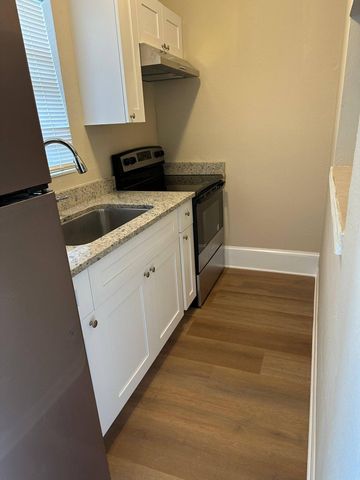 1275 NW 27th Avenue 1-2, Fort Lauderdale, FL 33311