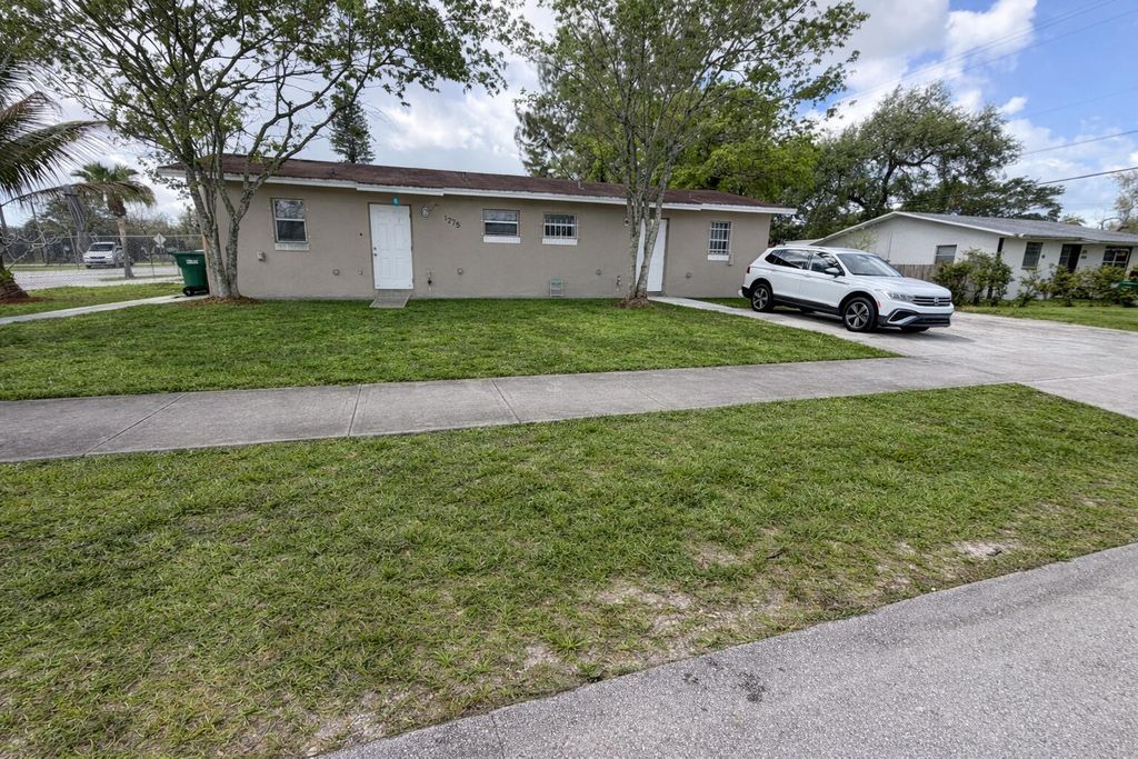 1275 NW 27th Avenue 1-2, Fort Lauderdale, FL 33311