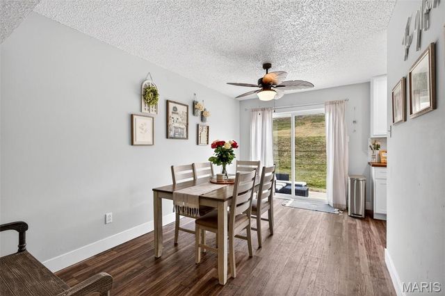 796 Delray Drive J, St Peters, MO 63376