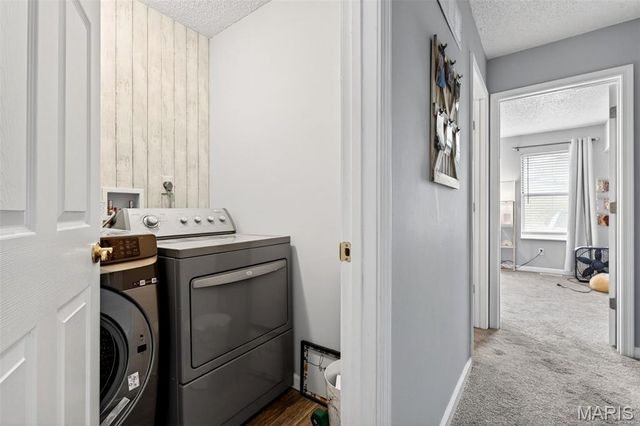 796 Delray Drive J, St Peters, MO 63376