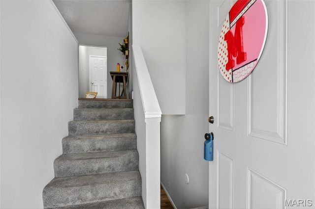 796 Delray Drive J, St Peters, MO 63376