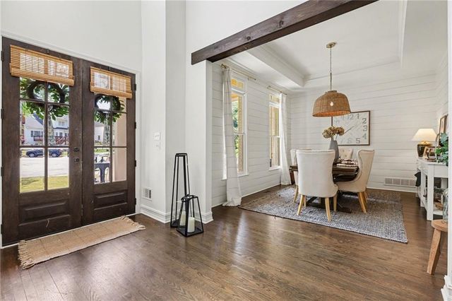 725 Kenmare Court, Roswell, GA 30075