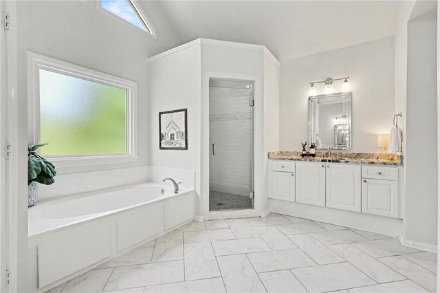 725 Kenmare Court, Roswell, GA 30075