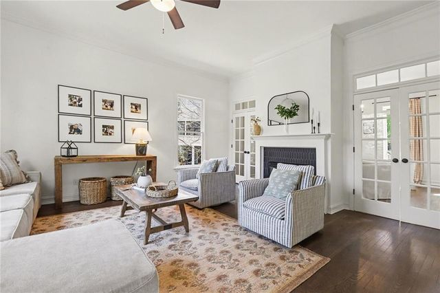 725 Kenmare Court, Roswell, GA 30075