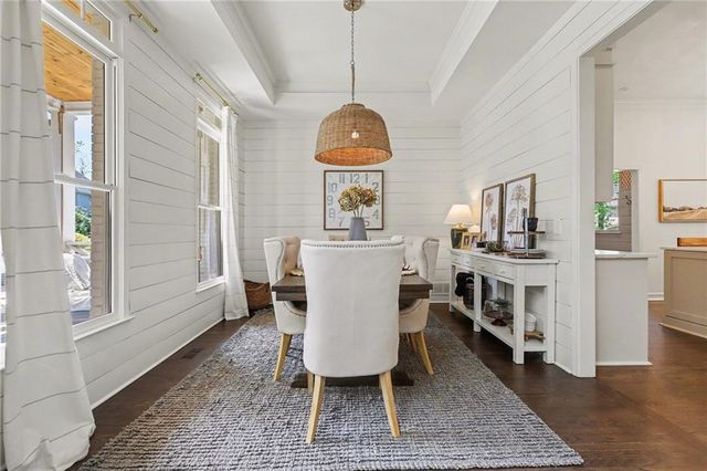 725 Kenmare Court, Roswell, GA 30075