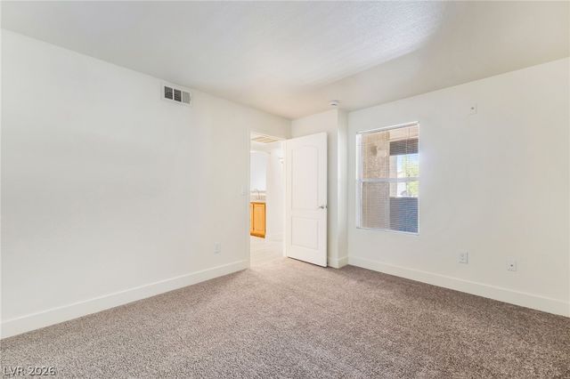 5055 West Hacienda Avenue 2043, Las Vegas, NV 89118