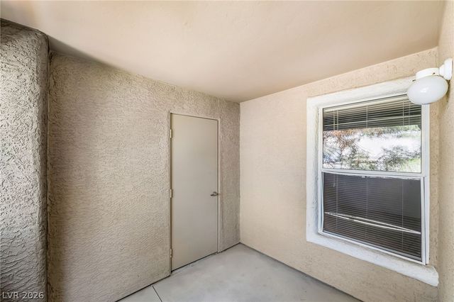 5055 West Hacienda Avenue 2043, Las Vegas, NV 89118