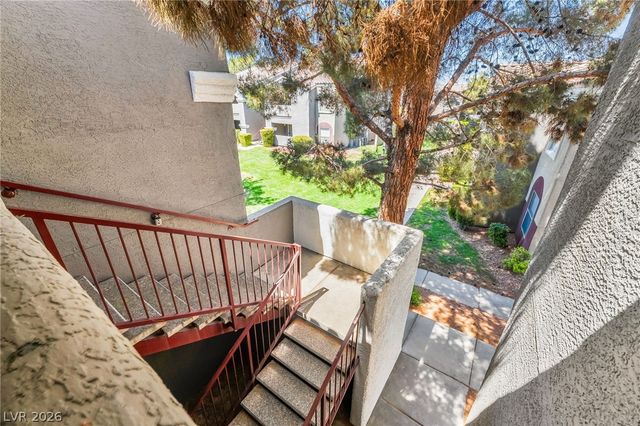 5055 West Hacienda Avenue 2043, Las Vegas, NV 89118