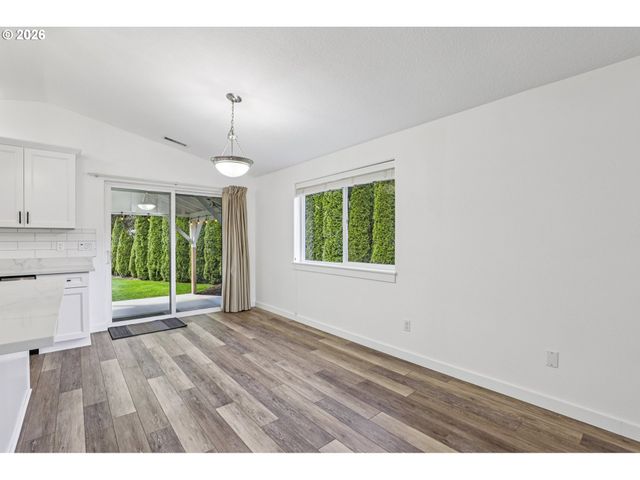 34054 E COLUMBIA Ave, Scappoose, OR 97056