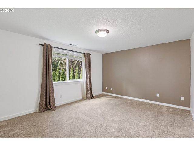 34054 E COLUMBIA Ave, Scappoose, OR 97056