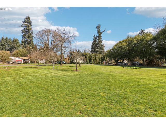 34054 E COLUMBIA Ave, Scappoose, OR 97056