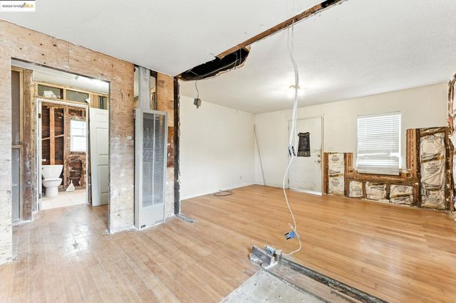 159 Poinsettia Ave, Bay Point, CA 94565