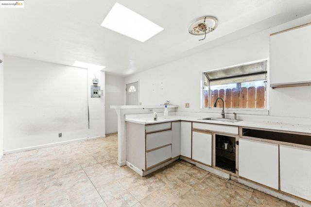 159 Poinsettia Ave, Bay Point, CA 94565