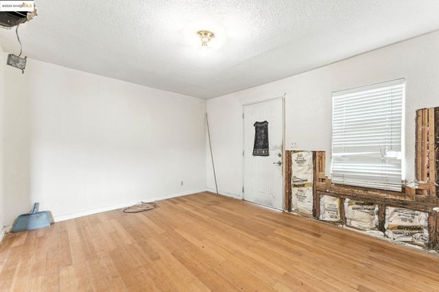 159 Poinsettia Ave, Bay Point, CA 94565