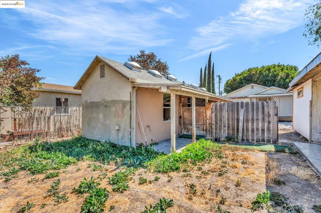 159 Poinsettia Ave, Bay Point, CA 94565