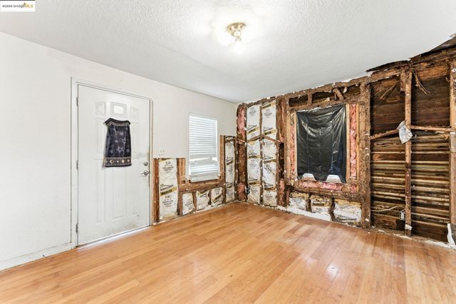 159 Poinsettia Ave, Bay Point, CA 94565