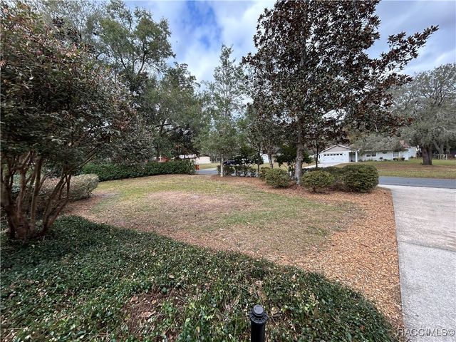 2992 E Crown Drive, Inverness, FL 34453