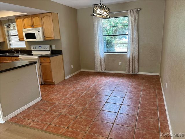 2992 E Crown Drive, Inverness, FL 34453