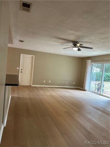 2992 E Crown Drive, Inverness, FL 34453