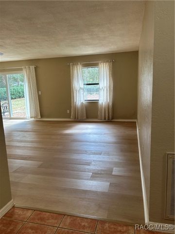 2992 E Crown Drive, Inverness, FL 34453