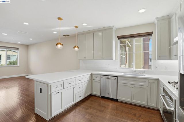 817 Tranquility Cir 4, Livermore, CA 94551