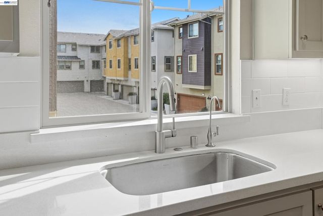 817 Tranquility Cir 4, Livermore, CA 94551