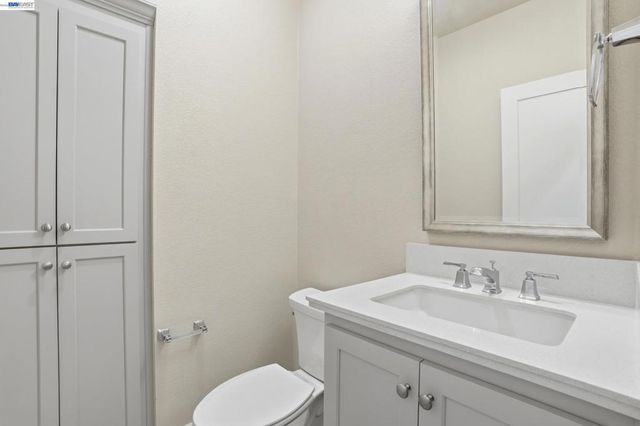 817 Tranquility Cir 4, Livermore, CA 94551