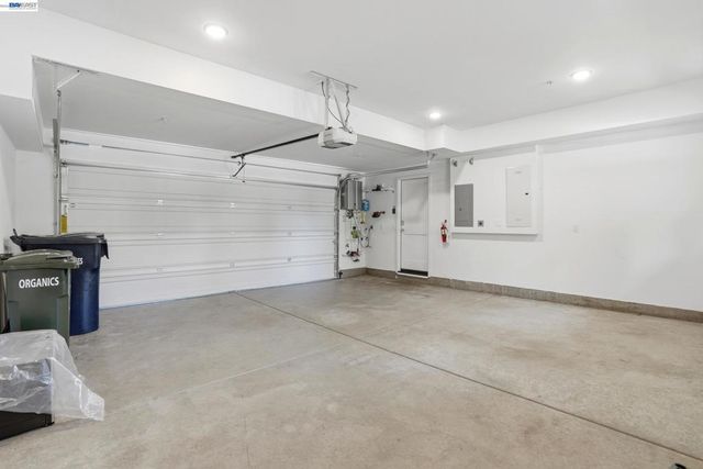 817 Tranquility Cir 4, Livermore, CA 94551