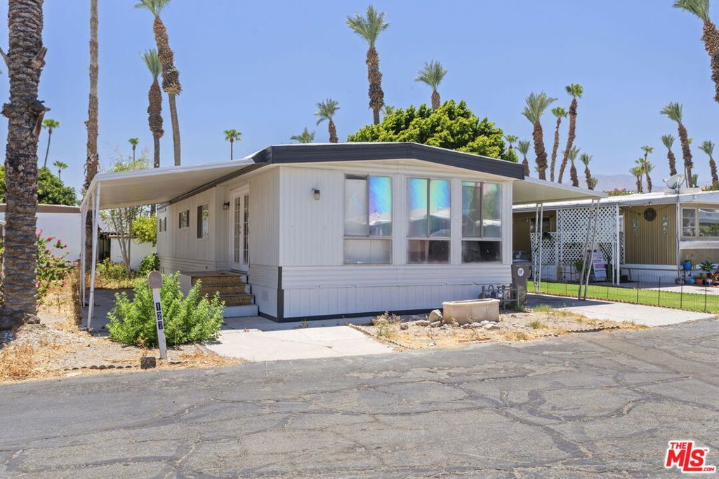 Image 2 of property listing at 80870 Highway 111 127, Indio, CA 92201