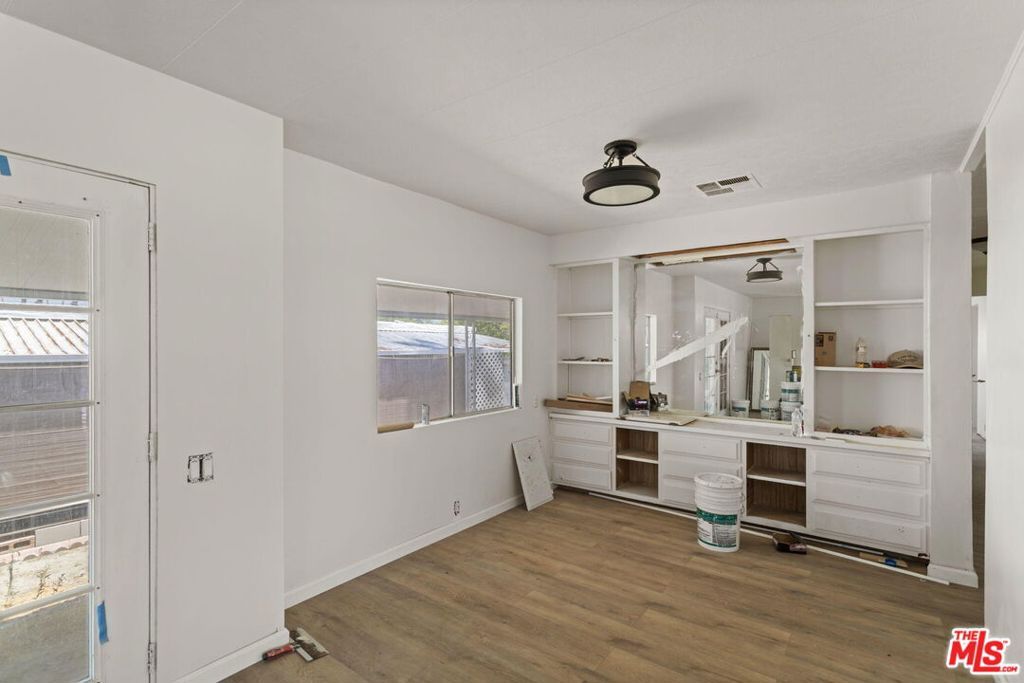 Image 8 of property listing at 80870 Highway 111 127, Indio, CA 92201