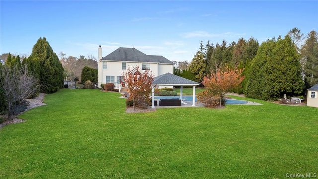 56 Rofay Drive, East Northport, NY 11731