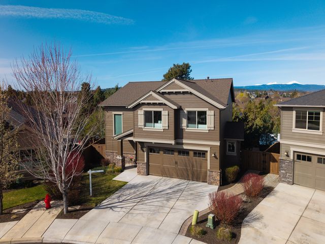 20677 Comet Court, Bend, OR 97701