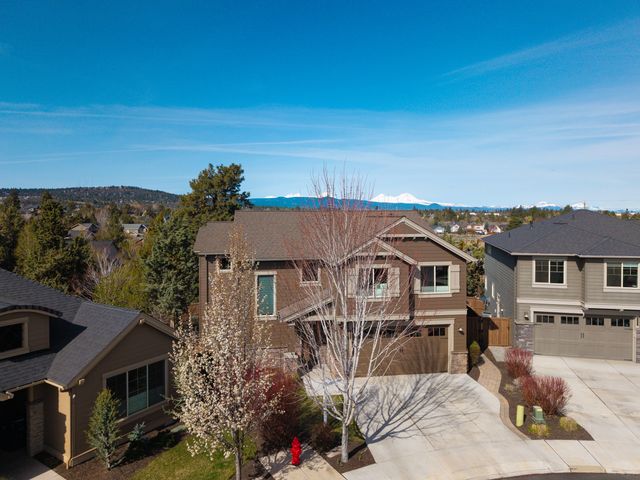 20677 Comet Court, Bend, OR 97701