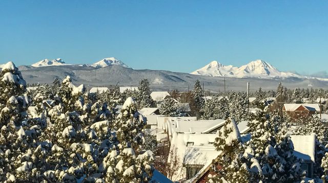 20677 Comet Court, Bend, OR 97701