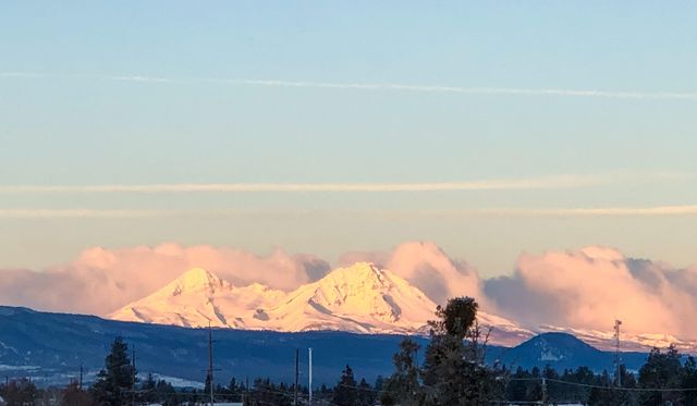 20677 Comet Court, Bend, OR 97701