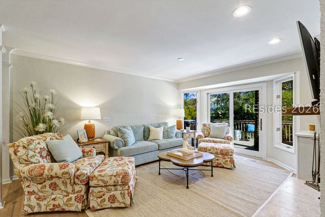 35 Saint George Rd, Hilton Head Island, SC 29928