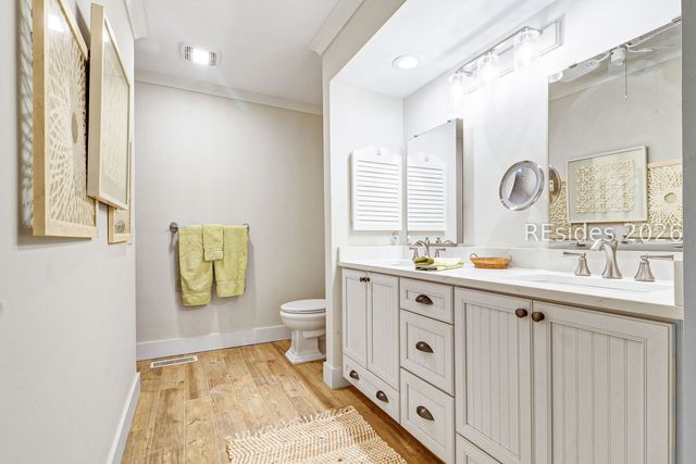 35 Saint George Rd, Hilton Head Island, SC 29928