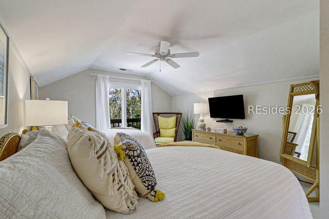 35 Saint George Rd, Hilton Head Island, SC 29928