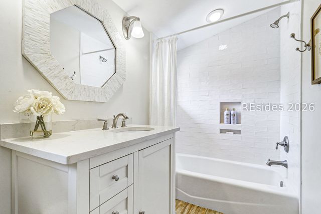 35 Saint George Rd, Hilton Head Island, SC 29928