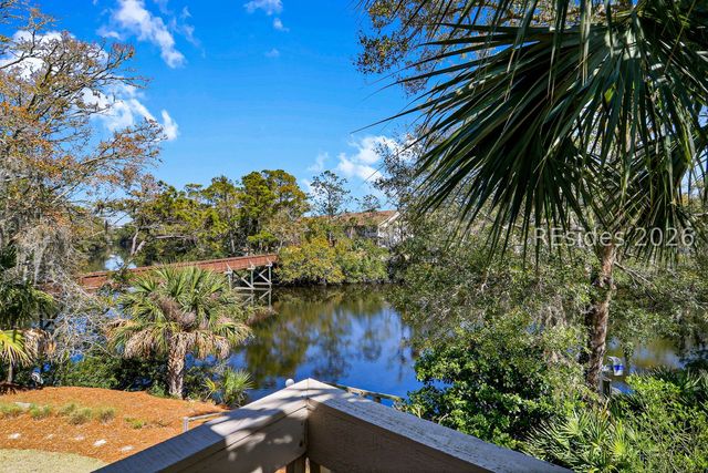35 Saint George Rd, Hilton Head Island, SC 29928