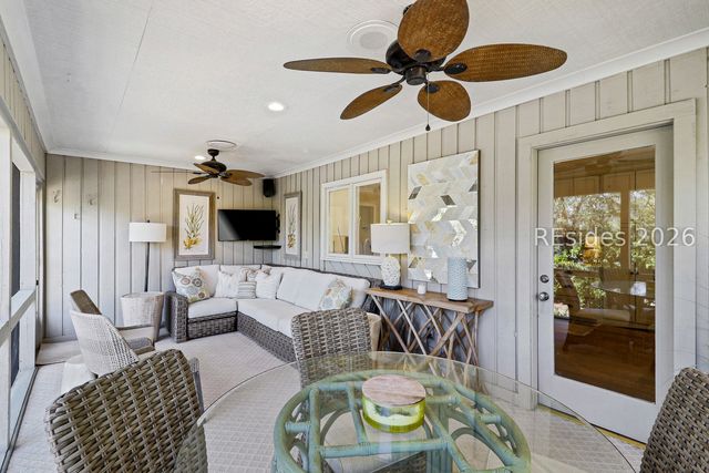 35 Saint George Rd, Hilton Head Island, SC 29928