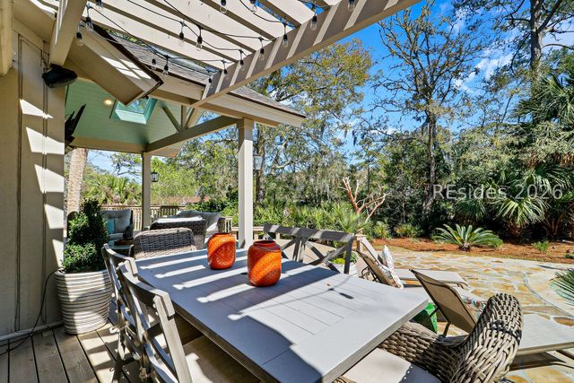 35 Saint George Rd, Hilton Head Island, SC 29928